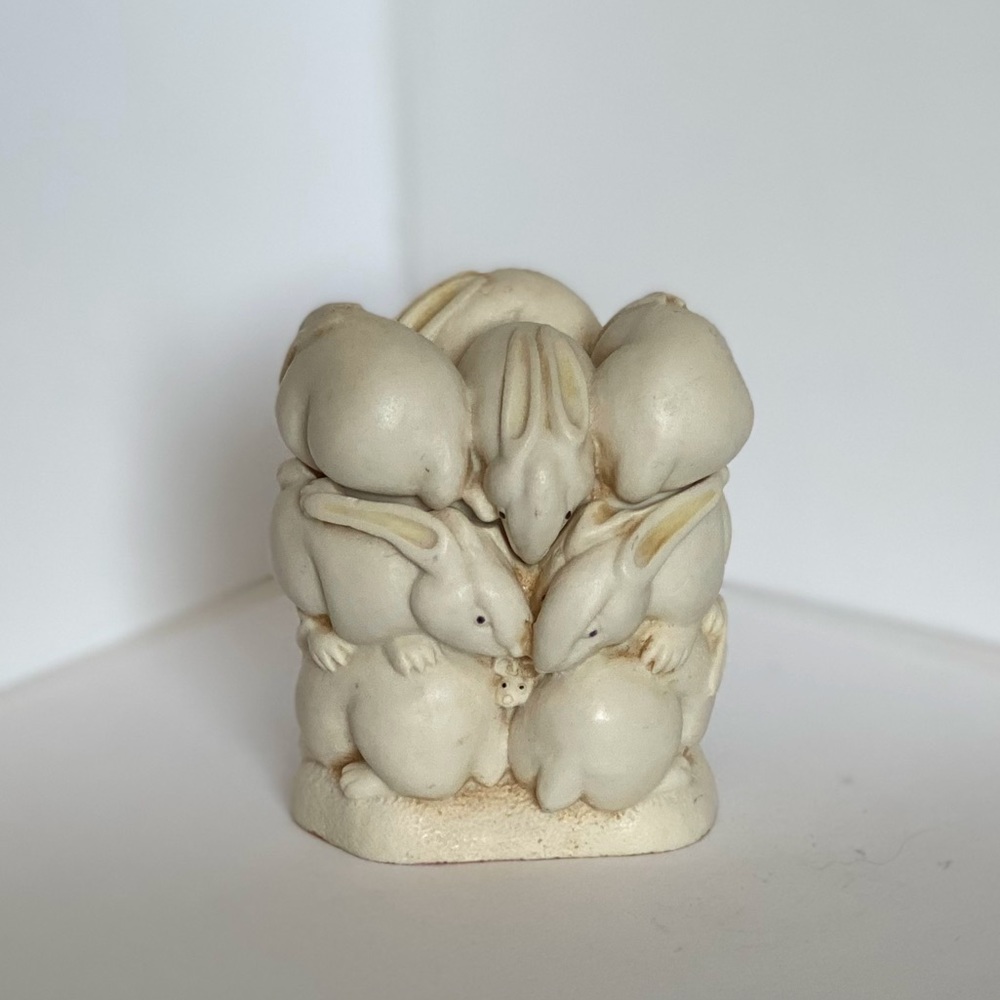 Vintage Harmony Kingdom Bunny Trinket Box - Cream